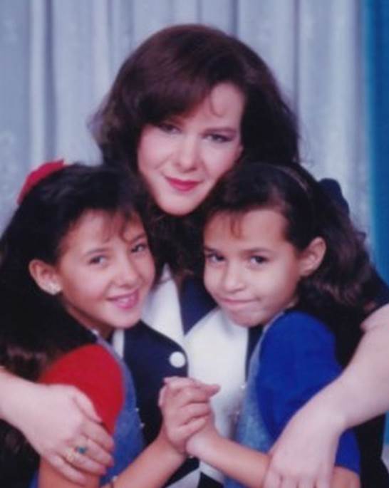دنيا سمير غانم برسالة مؤثرة فى ذكرى ميلاد والدتها: بسمع صوت دعاكي و نصايحك طول الوقت 1