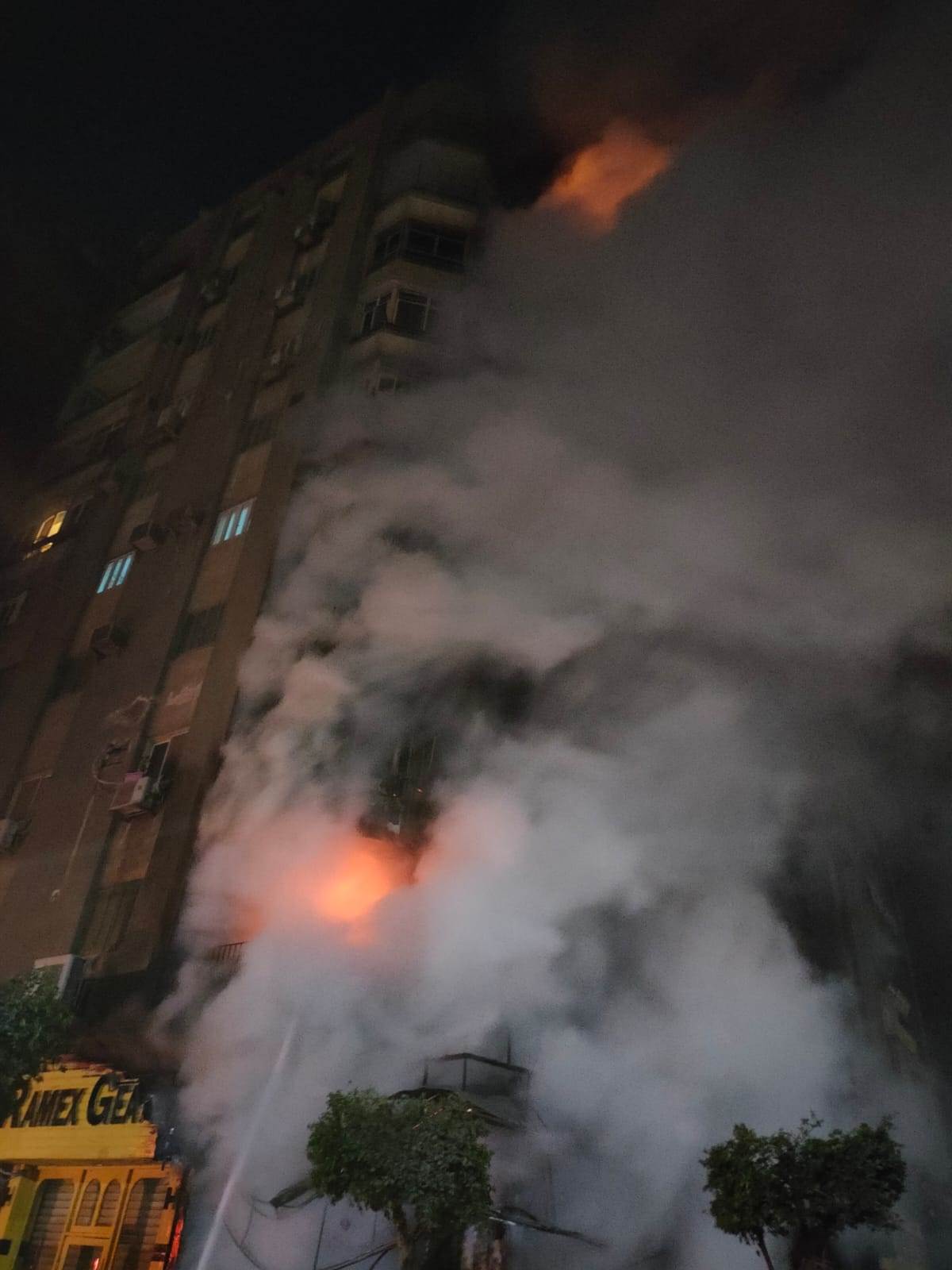 مصرع 7 أشخاص وإصابة 12 شخصًا إثر اندلاع حريق بعقار كرداسة | موقع بصراحة  الإخباري